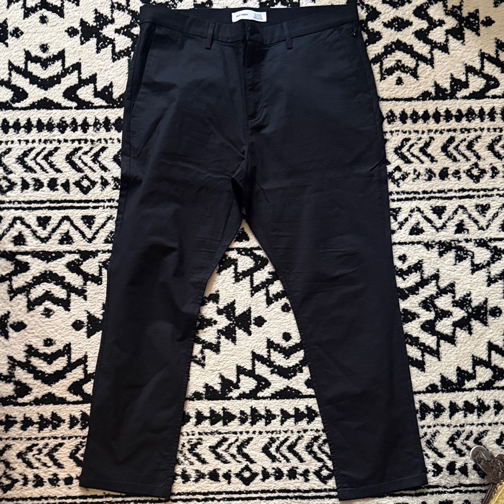 Old Navy Men’s Black Tech Pants